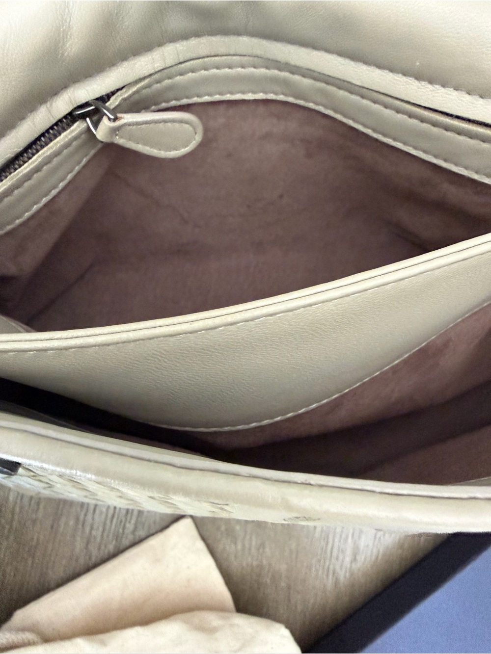 Authentic Bottega Veneta -Olimpia Woven Leather Shoulder Bag in Light Taupe - Picture 13 of 15